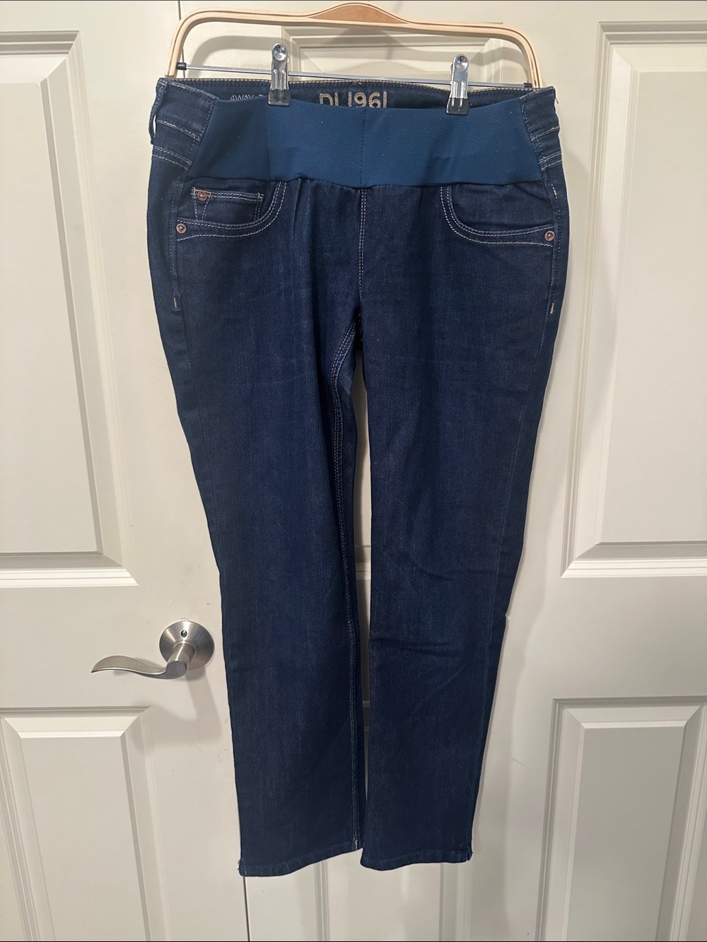 DL1961 Navy Blue Maternity Jeggings with Stretch Waist Panel